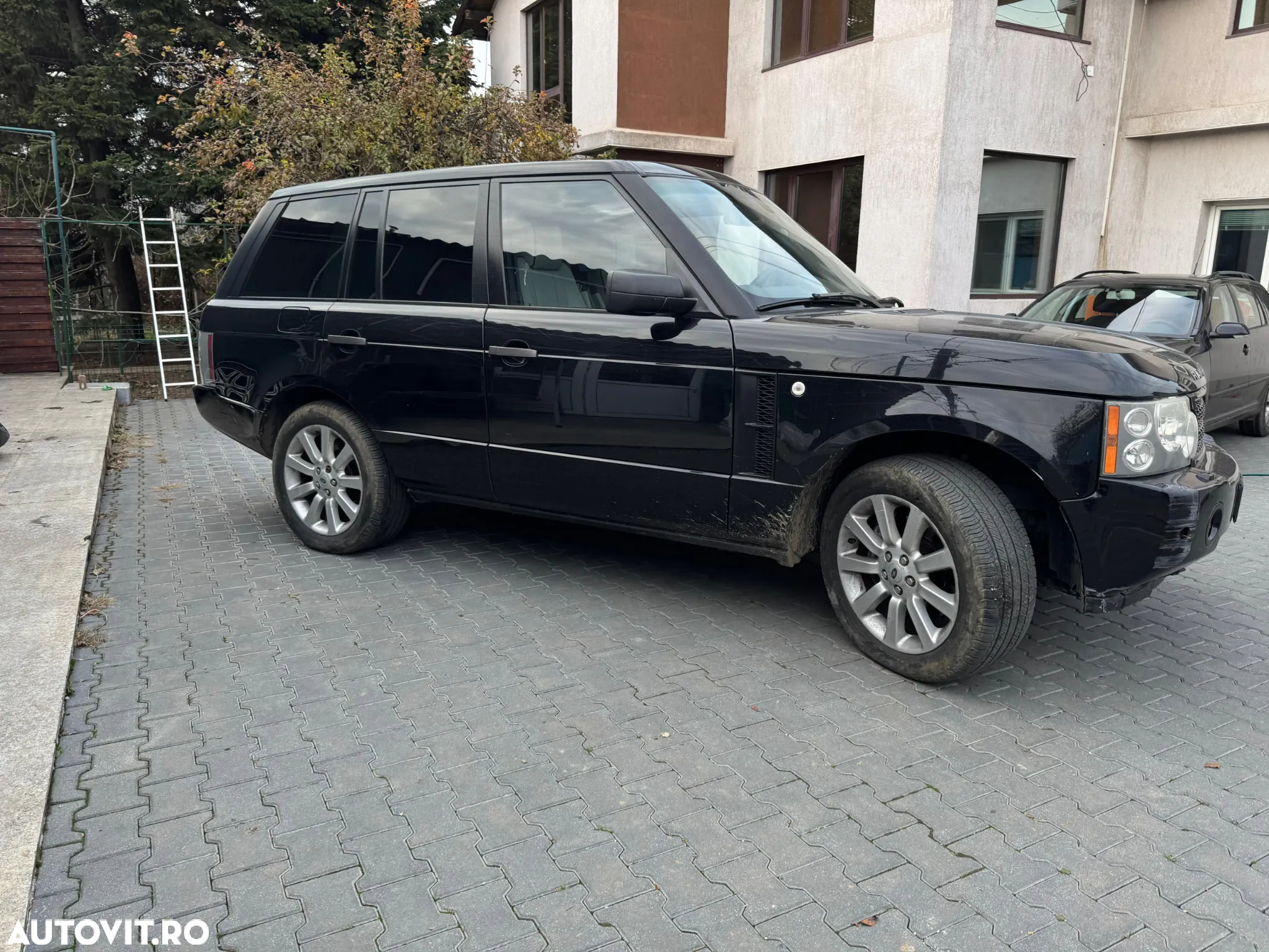 Land Rover Range Rover 4.2 V8 SuperCharged Aut - 3
