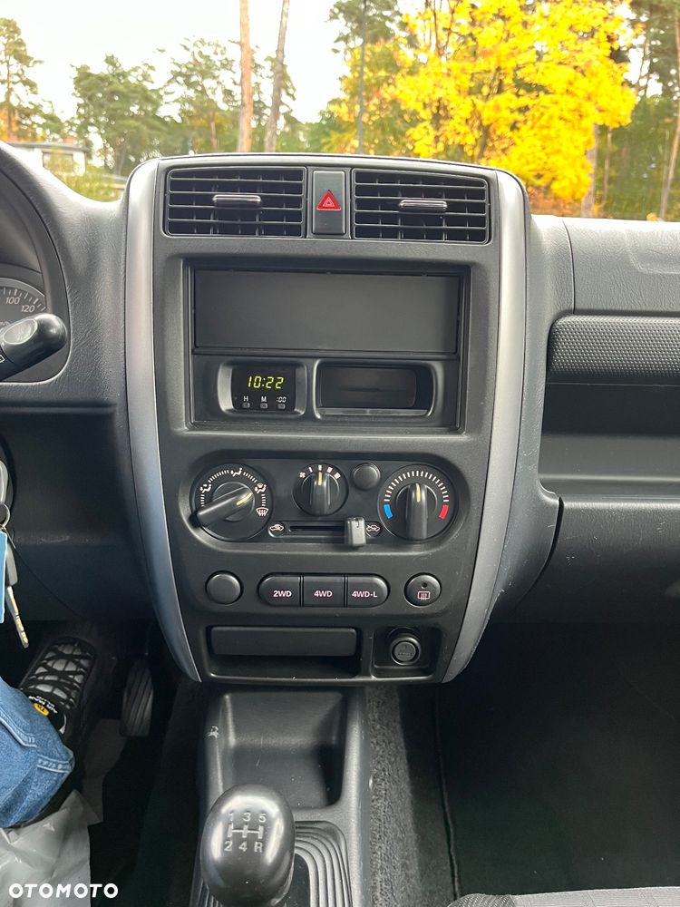 Suzuki Jimny 1.5 DDiS Club - 18