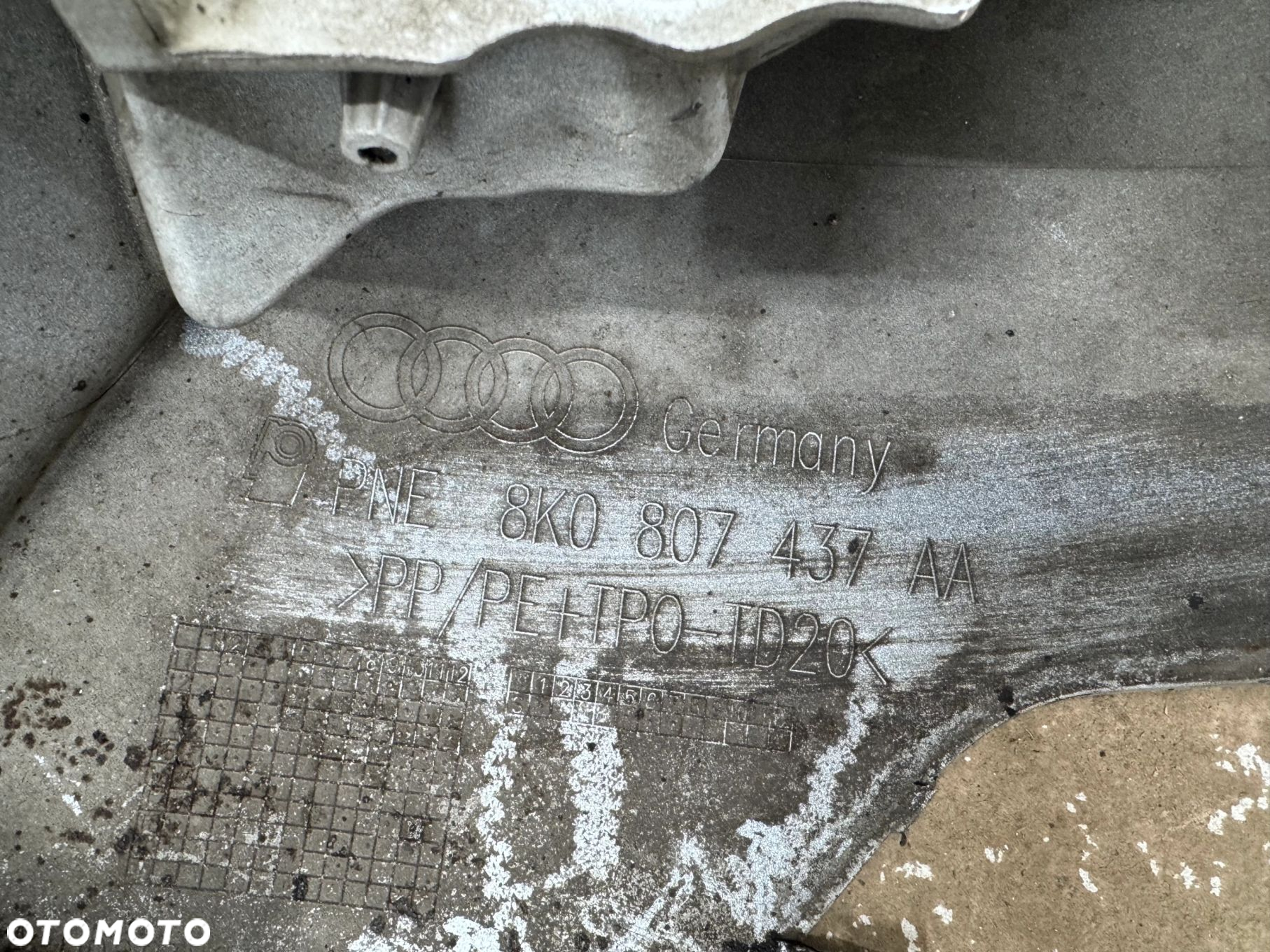 ZDERZAK PRZEDNI PRZÓD AUDI A4 B8 LIFT 8K0 - 10