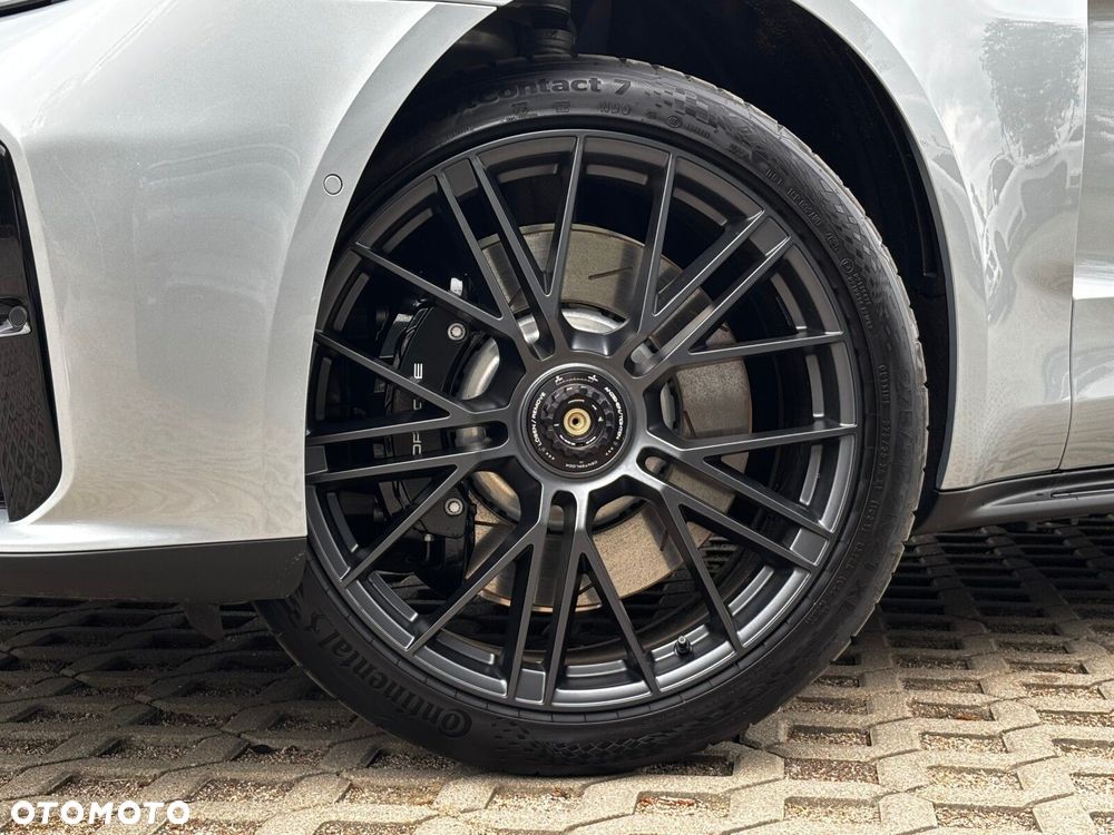 Porsche Panamera - 30