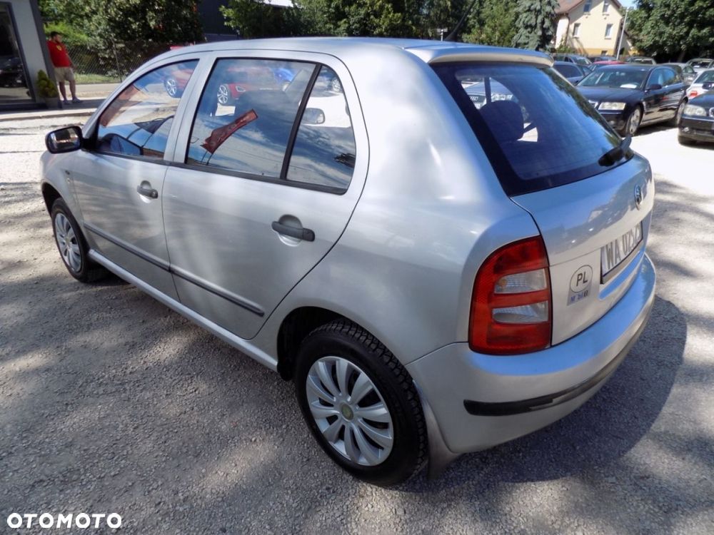 Skoda Fabia - 4
