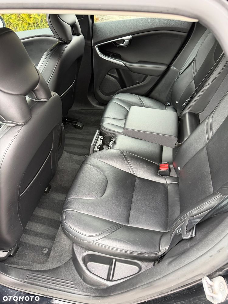 Volvo V40 D2 Base - 6