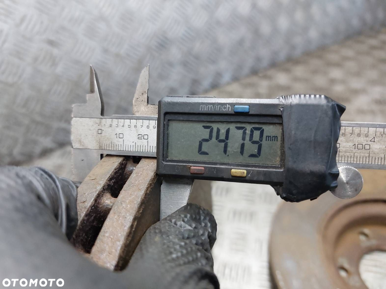 TARCZE HAMULCOWE PRZÓD + KLOCKI + ZACISKI MAZDA 5 I 1.8 16V - 5