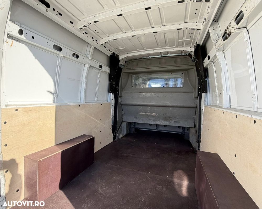 Renault Master DOKA 7 LOCURI - 17