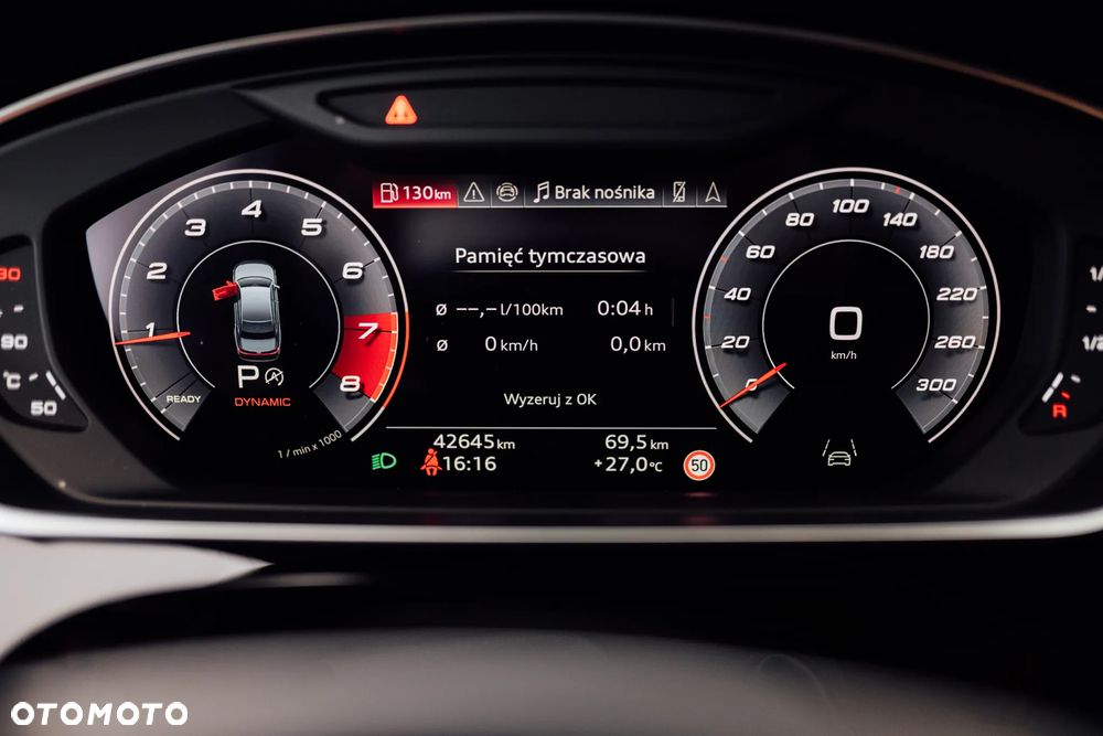 Audi S8 - 33