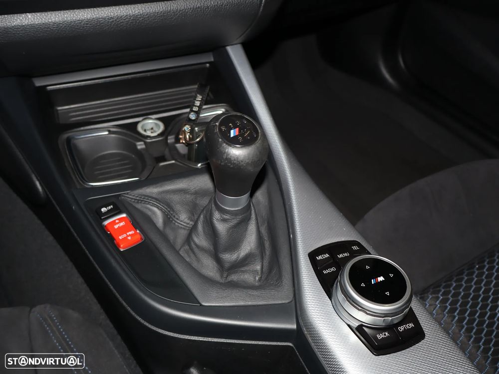 BMW 125 d Pack M - 24