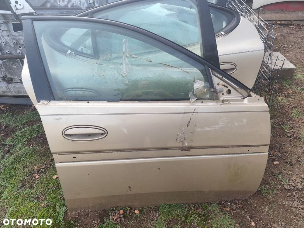Pontiac Grand Prix 2004-2008 drzwi przód i tył - 4