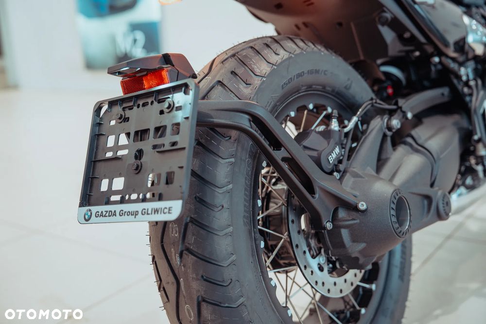 BMW R - 22