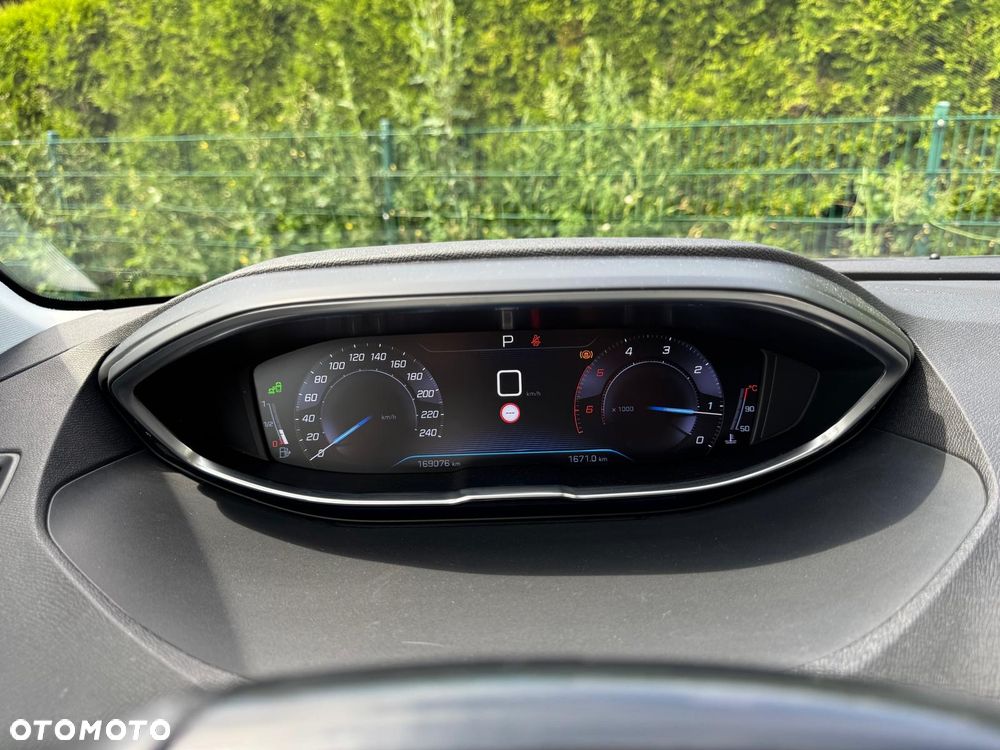 Peugeot 3008 1.5 BlueHDi Crossway S&S EAT8 - 16