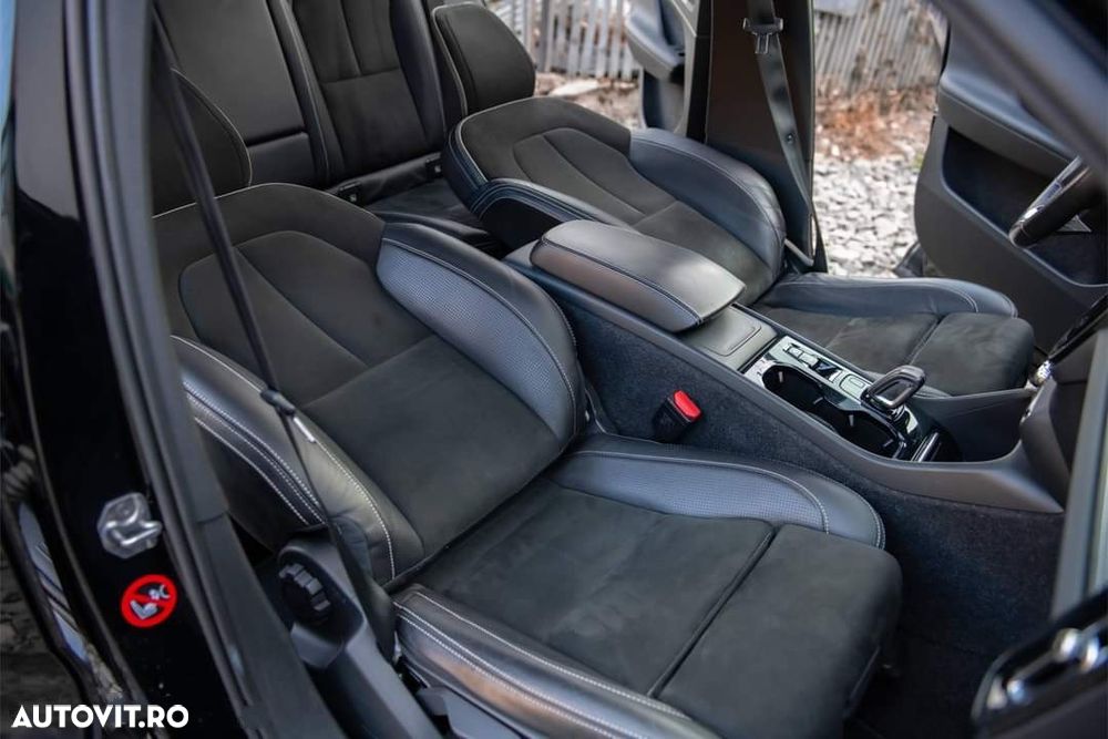 Volvo XC 40 - 20