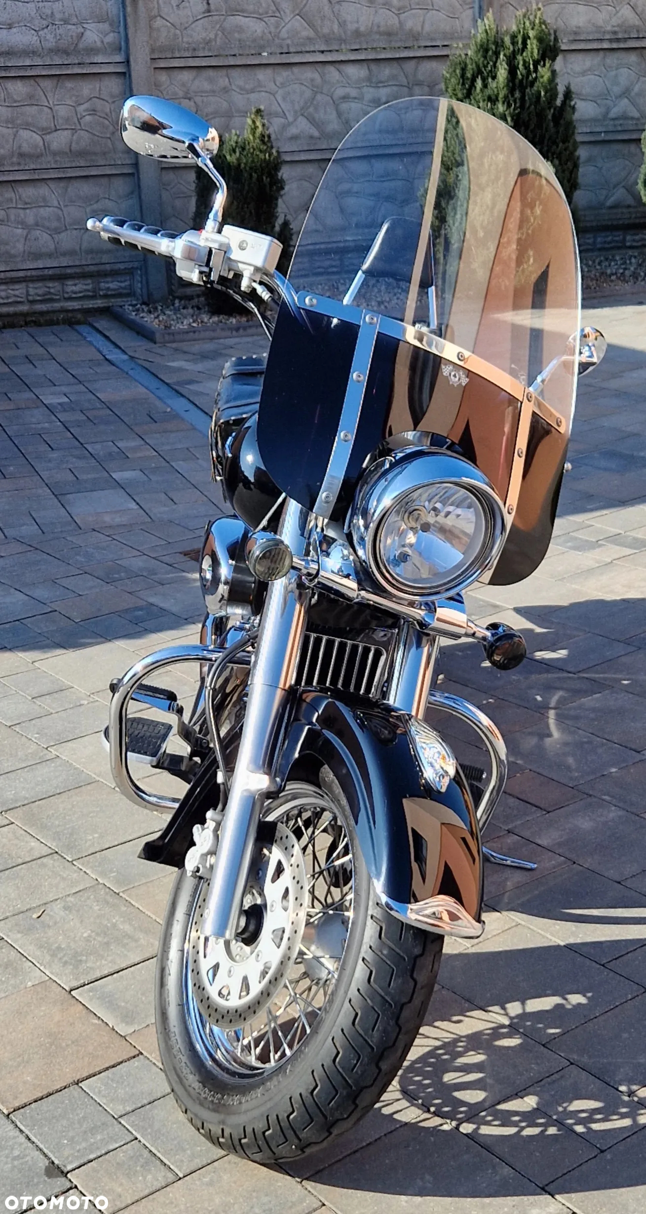 Suzuki Boulevard - 4