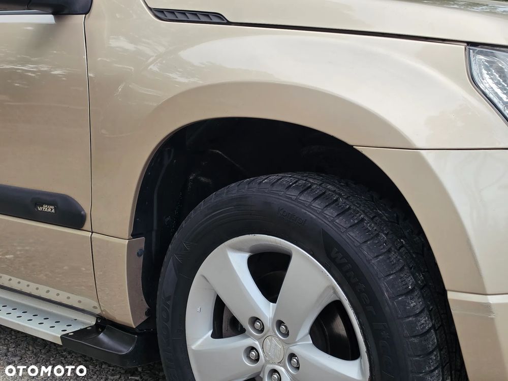 Suzuki Grand Vitara - 13