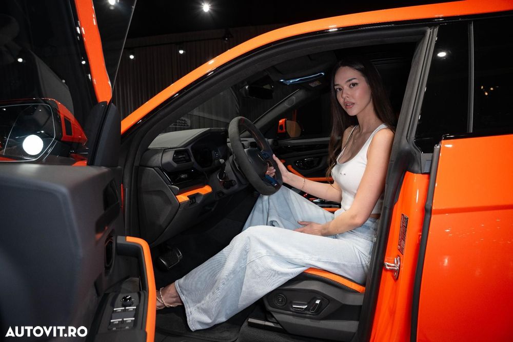 Lamborghini URUS - 25
