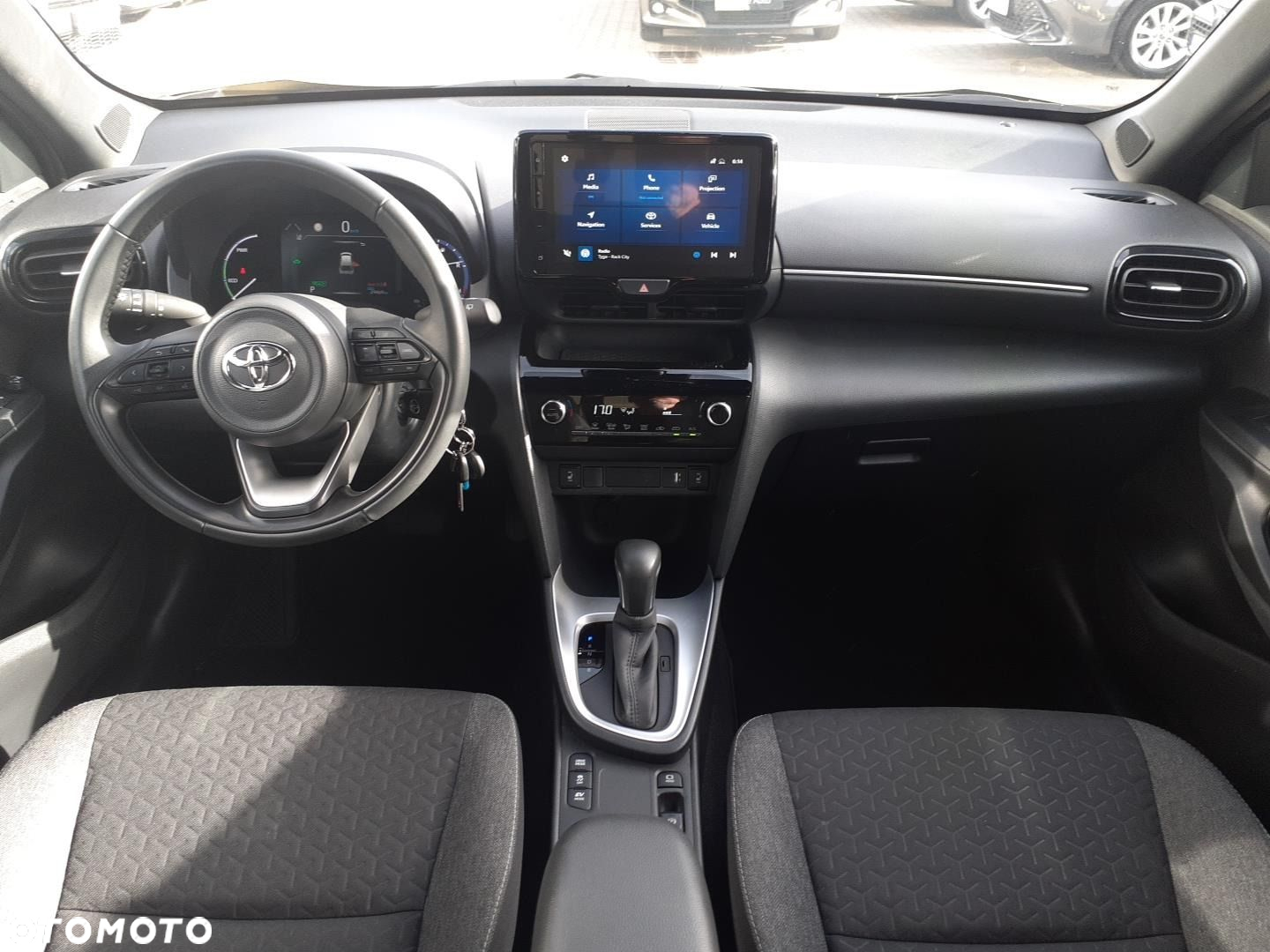 Toyota Yaris Cross - 14