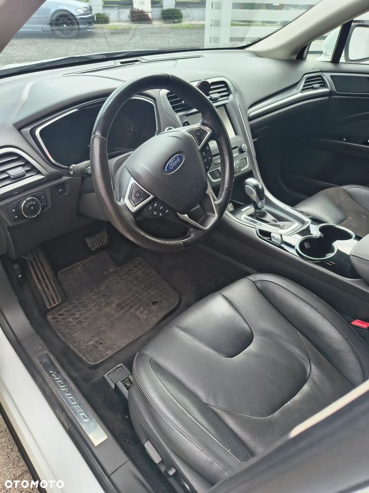 Ford Mondeo 2.0 TDCi Titanium PowerShift - 13