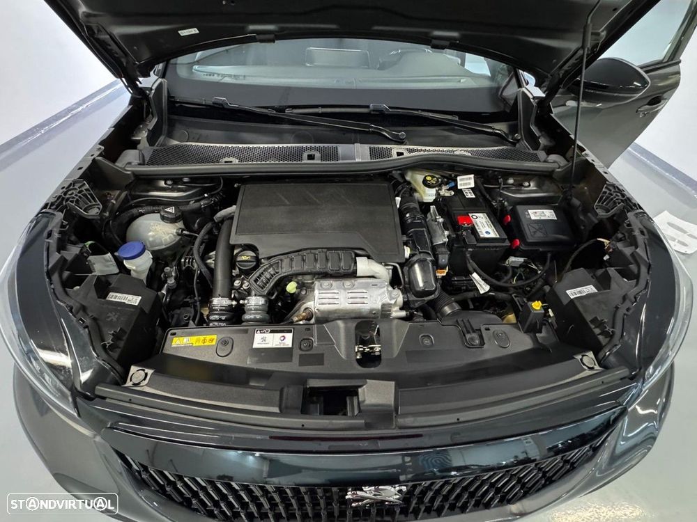 Peugeot 2008 1.2 PureTech GT Pack EAT8 - 41