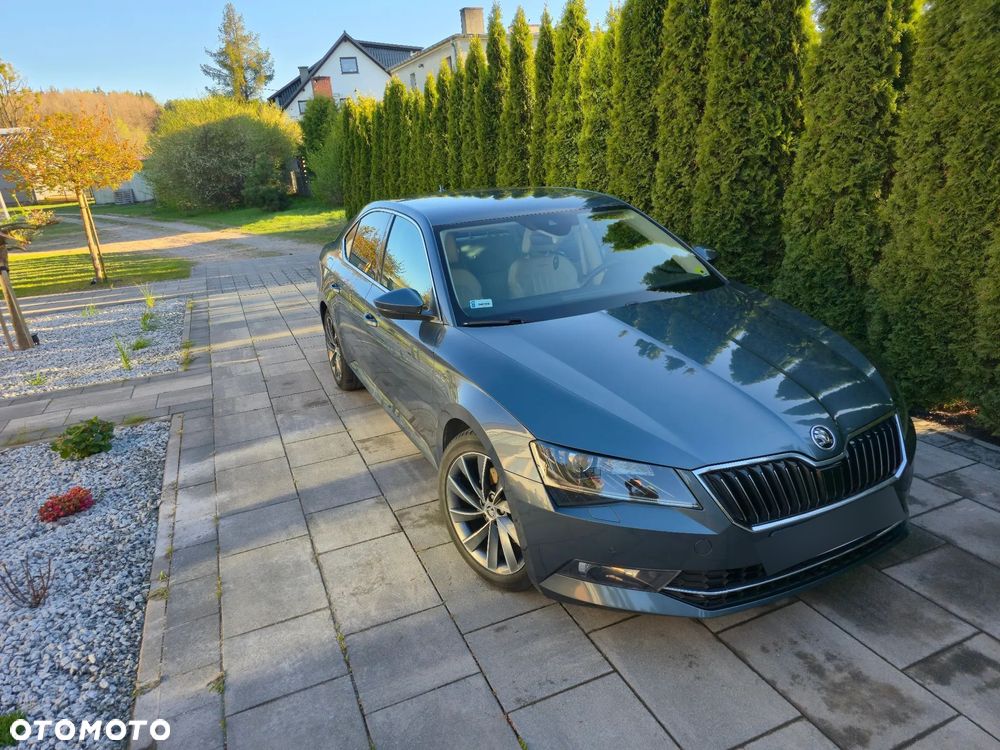 Skoda Superb 2.0 TDI 4x4 L&K DSG - 4