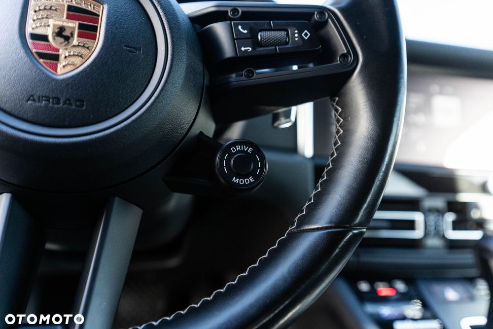 Porsche Macan T - 28