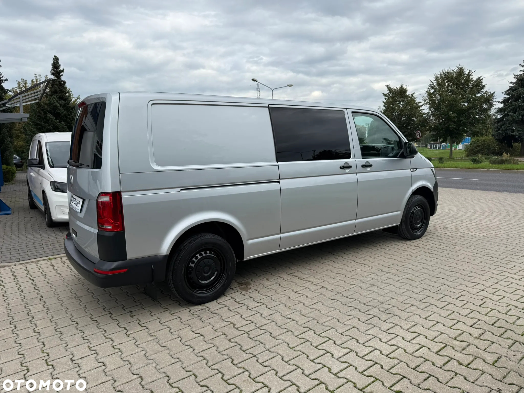 Volkswagen TRANSPORTER 2,0 TDI 102KM L2 DŁUGI NAWIGACJA / KLIMATYZACJA - 18