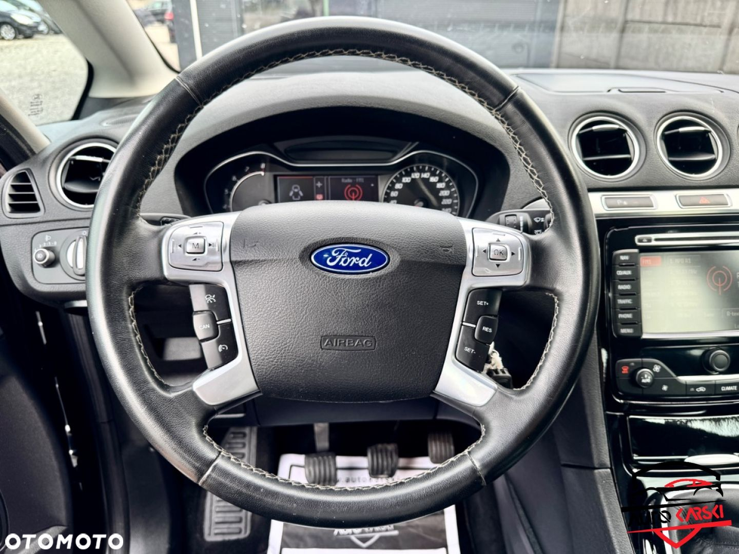 Ford S-Max - 10