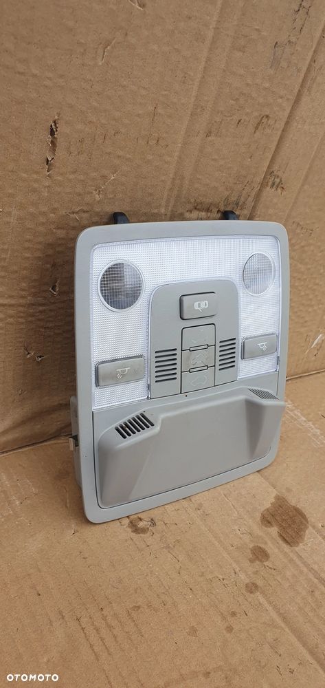 Lampka podsufitki oświetlenie kabiny Kia Sportage III 92800-3U400 - 2