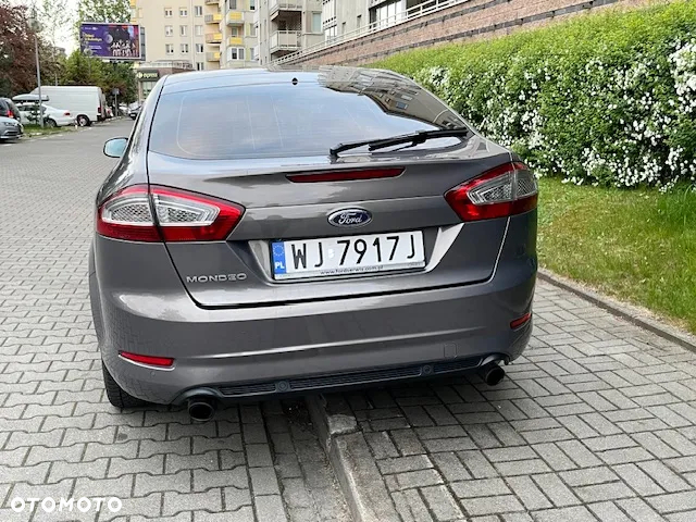 Ford Mondeo 2.0 EcoBoost Titanium - 3
