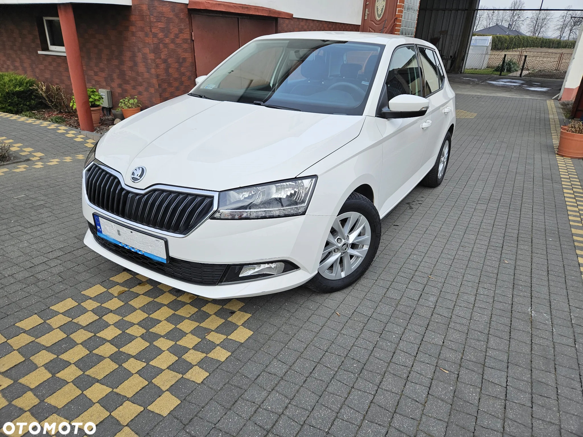 Skoda Fabia 1.0 TSI Ambition - 2