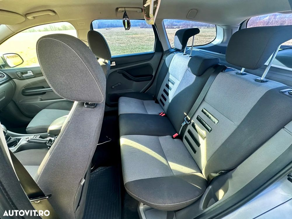 Ford Focus - 6