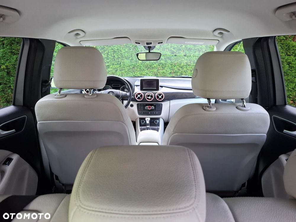Mercedes-Benz Klasa B 200 (BlueEFFICIENCY) - 21