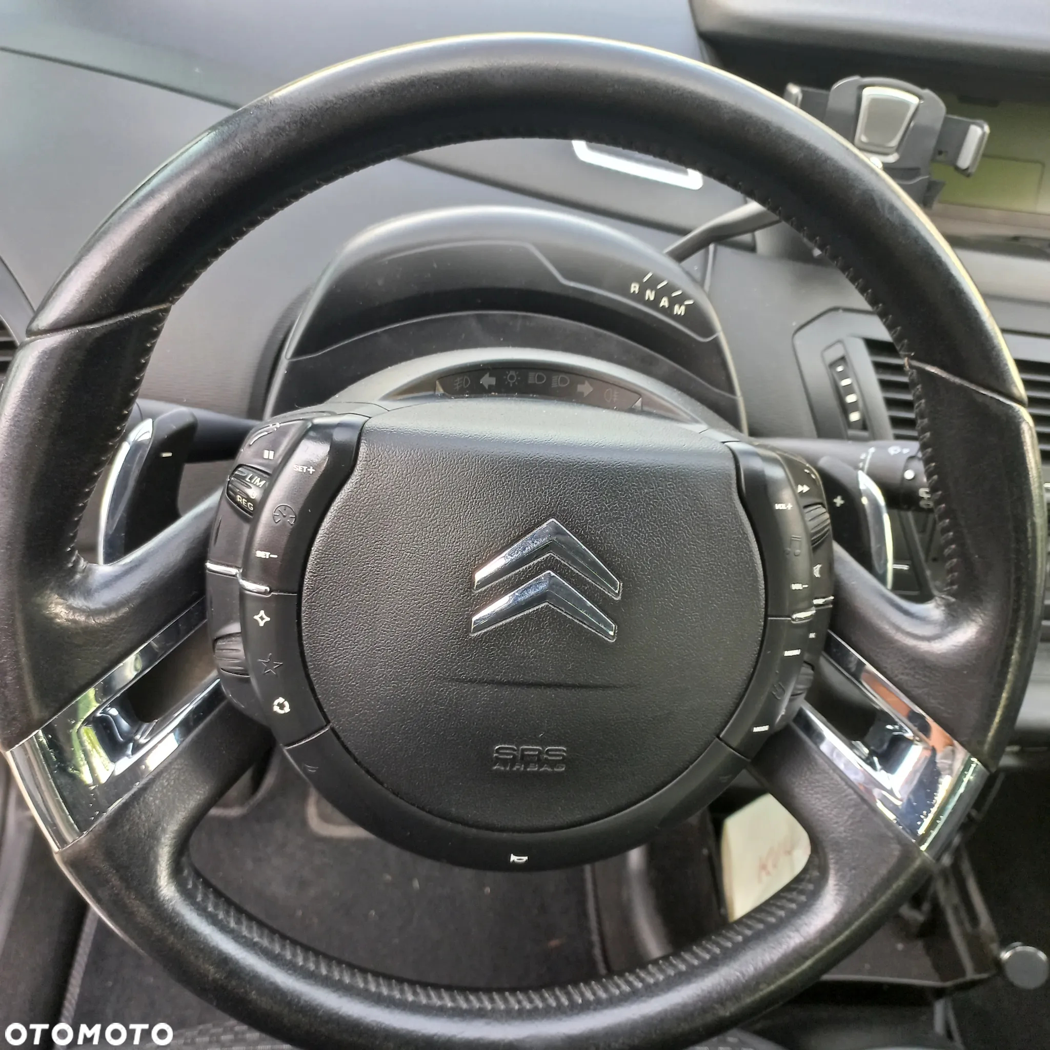 Citroën C4 Grand Picasso 2.0i Exclusive MCP - 14
