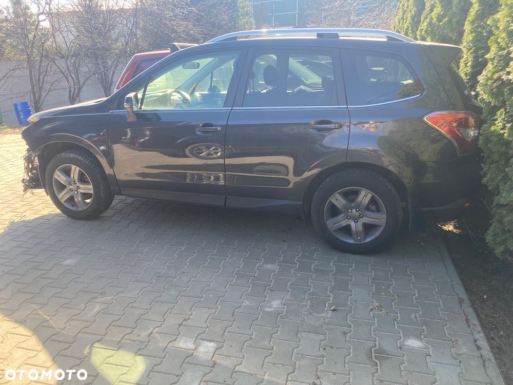 Subaru Forester 2.0XT Platinum Lineartronic EU6 - 1