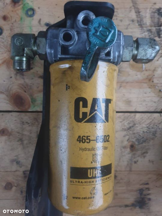 CAT TH 3054 - Obudowa Filtra Oleju
