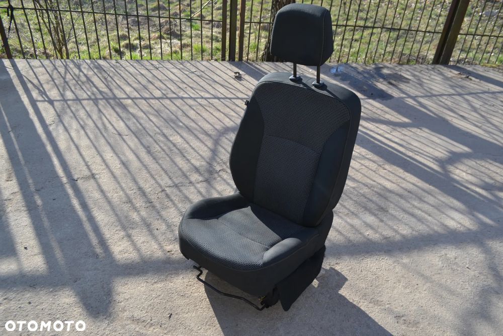 MERCEDES CITAN W415 RENAULT KANGOO FOTEL PRAWY PASAŻERA PODGRZEWANY POMORSKIE - 3