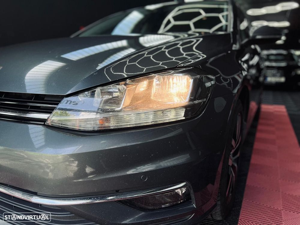 VW Golf 1.6 TDI Confortline - 6