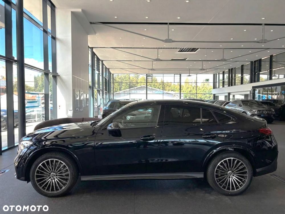 Mercedes-Benz GLC 220 d mHEV 4-Matic AMG Line - 4