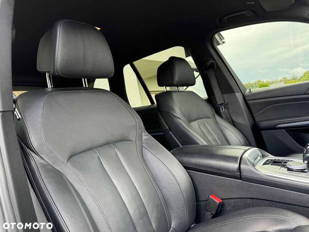 BMW X5 xDrive30d - 24