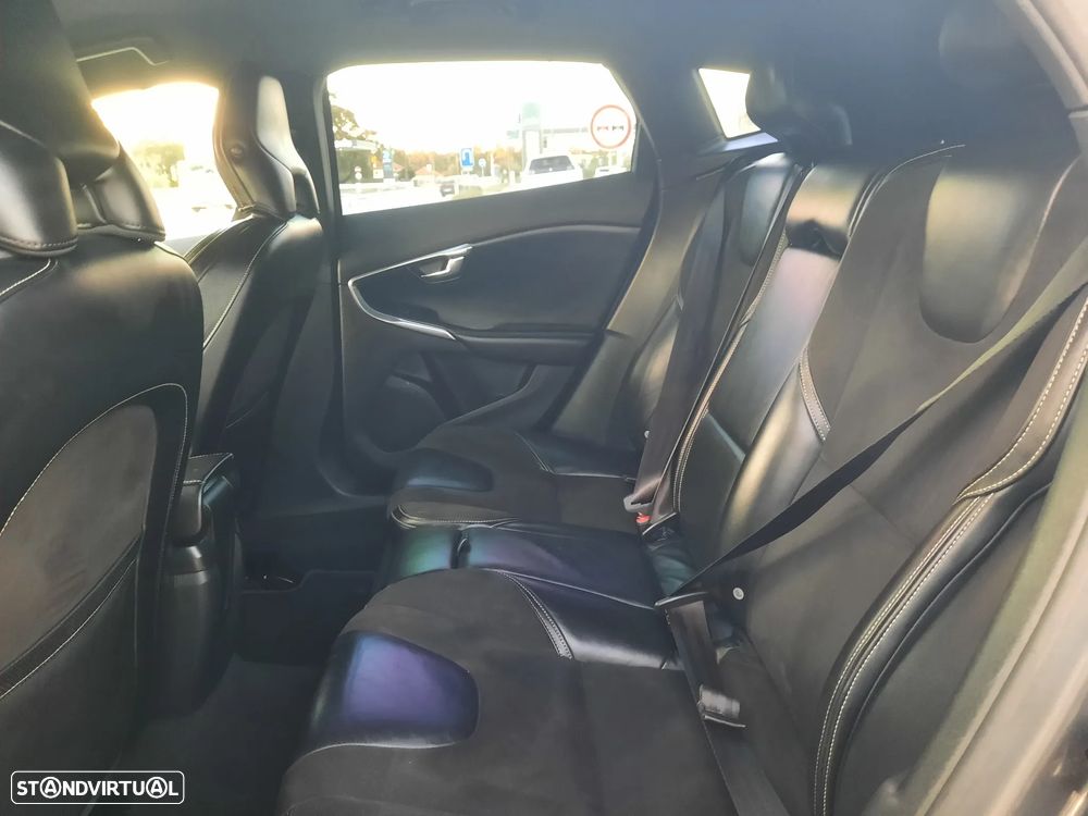 Volvo V40 1.6 D2 R-Design - 35
