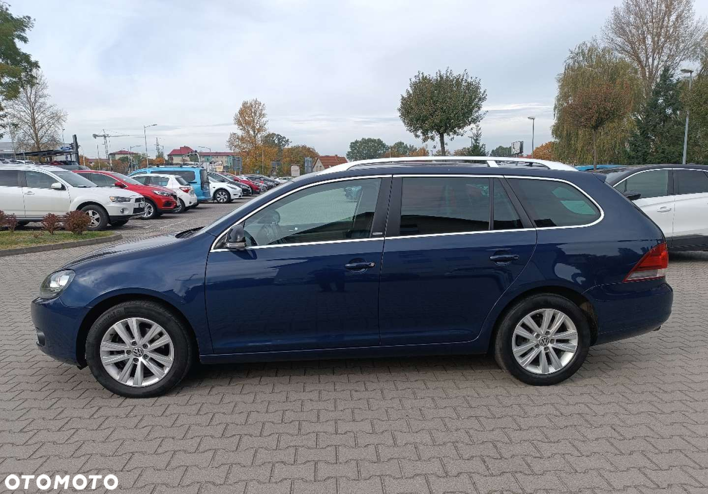 Volkswagen Golf - 11
