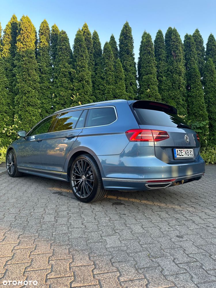 Volkswagen Passat 2.0 TDI SCR 4Mot DSG Highline - 10