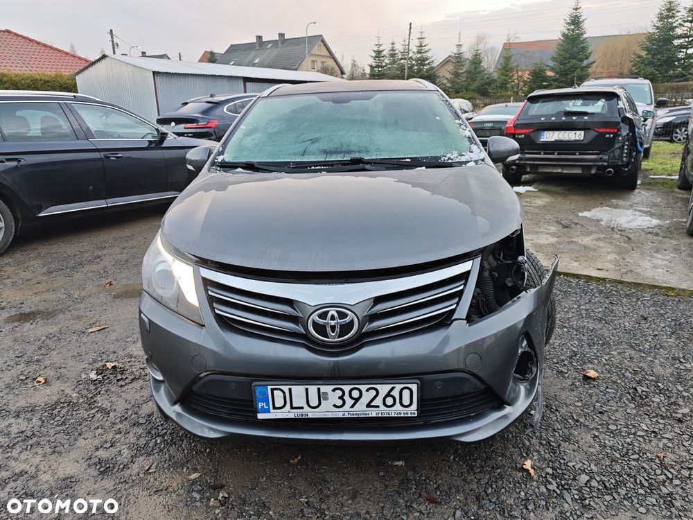 Toyota Avensis 1.8 Premium MS - 1