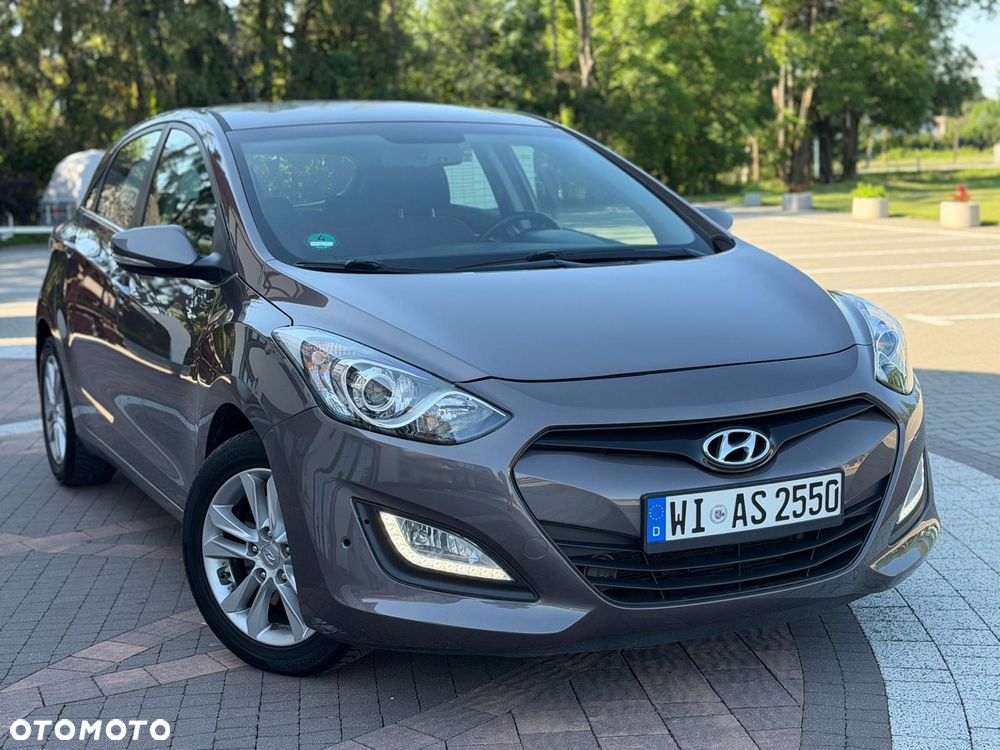Hyundai i30 1.6 Automatik Trend - 13