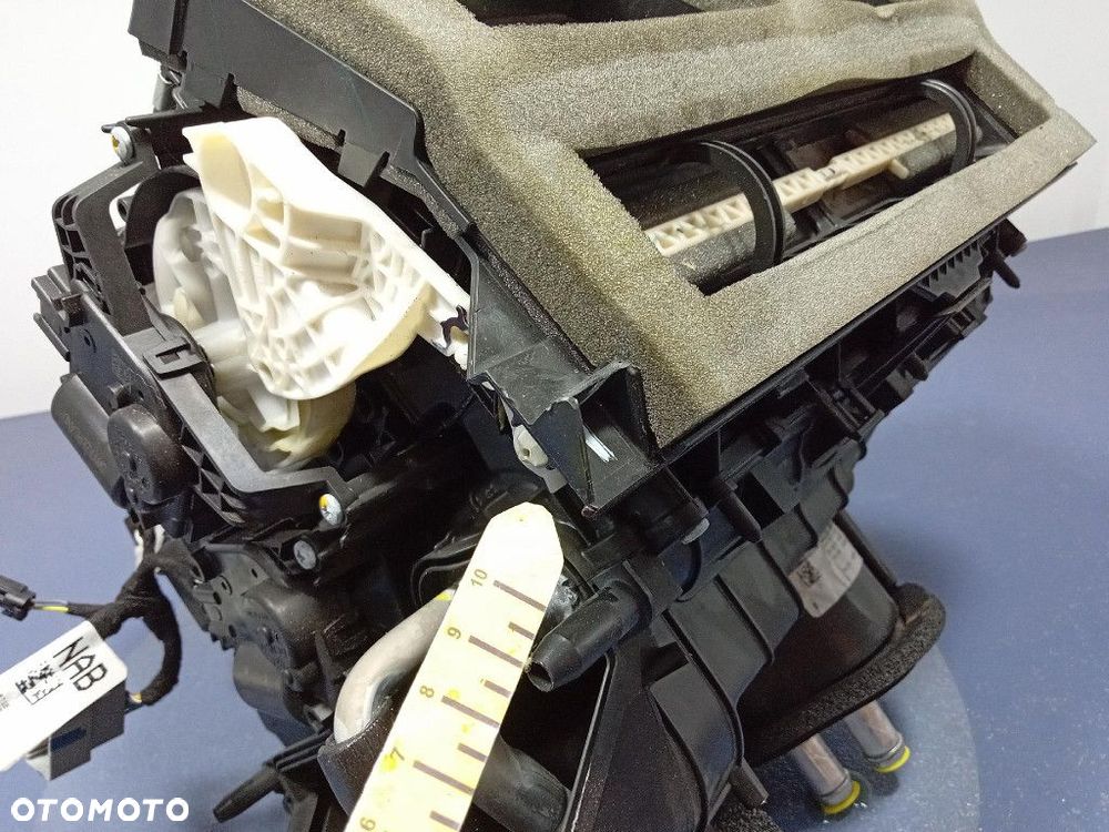 FORD MUSTANG MACH-E NAGRZEWNICA - 10