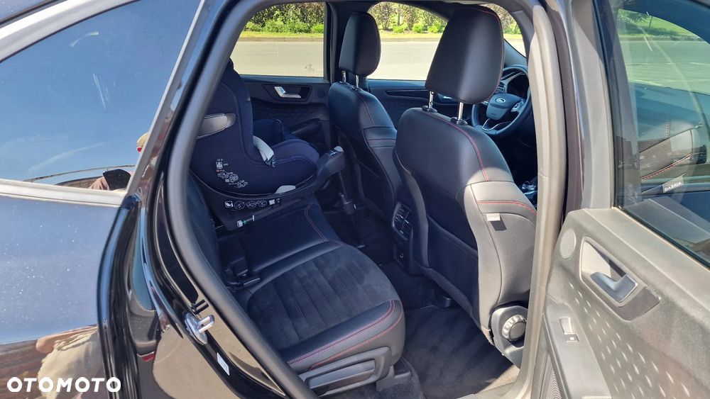 Ford Kuga 2.5 FHEV AWD ST-Line X - 9