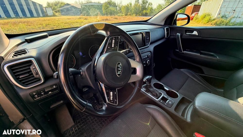 Kia Sportage 1.6 T-GDI 7DCT 4x4 Classic - 9