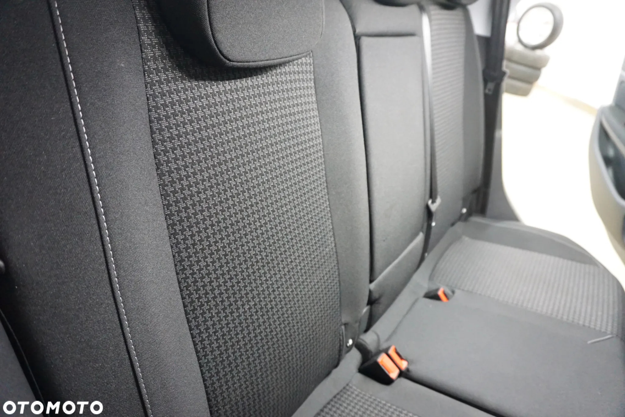 Peugeot 308 1.5 BlueHDi Access S&S - 21