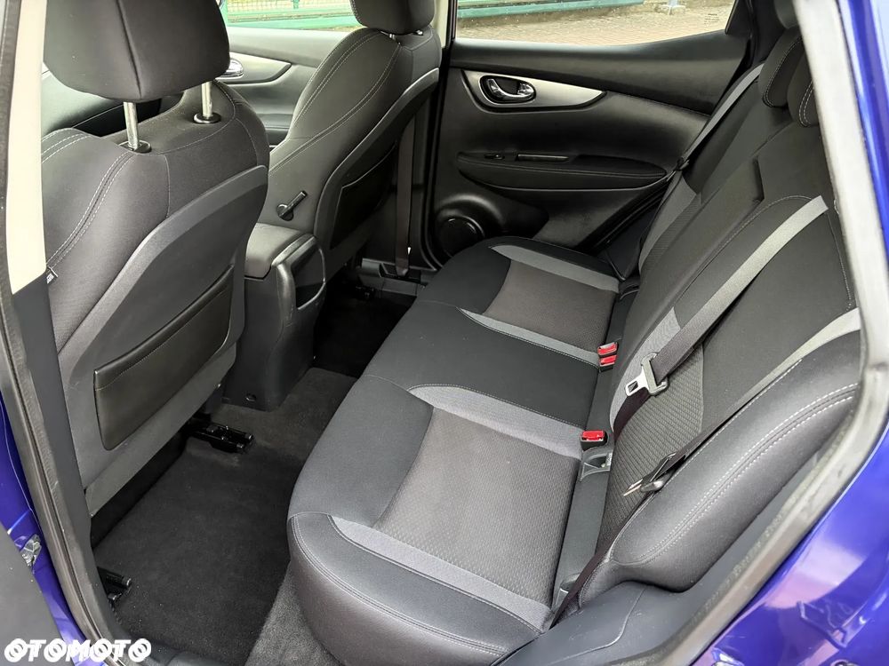 Nissan Qashqai 1.5 dCi N-Connecta EU6 - 18