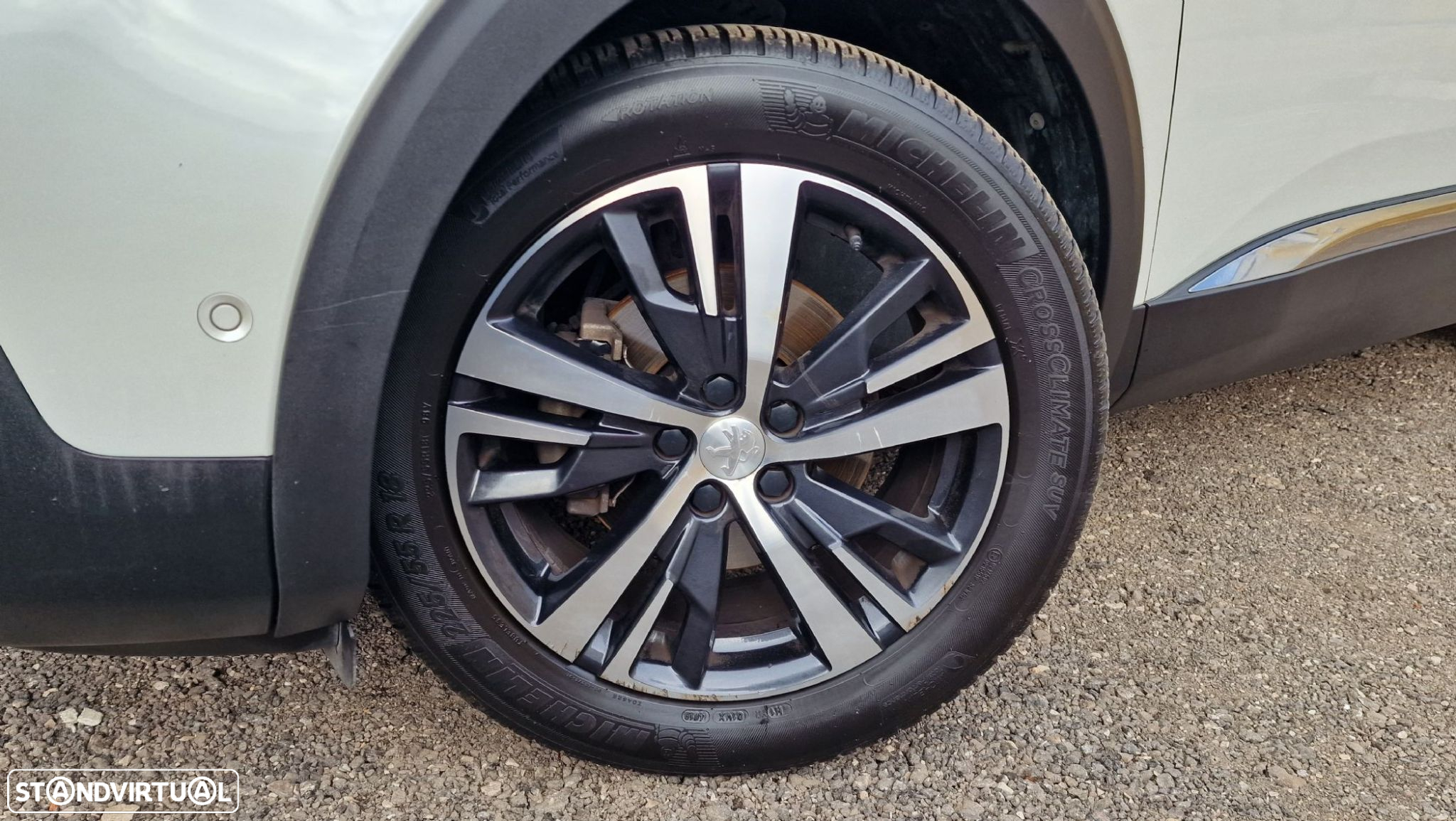 Peugeot 3008 1.6 BlueHDi GT Line EAT6 - 13