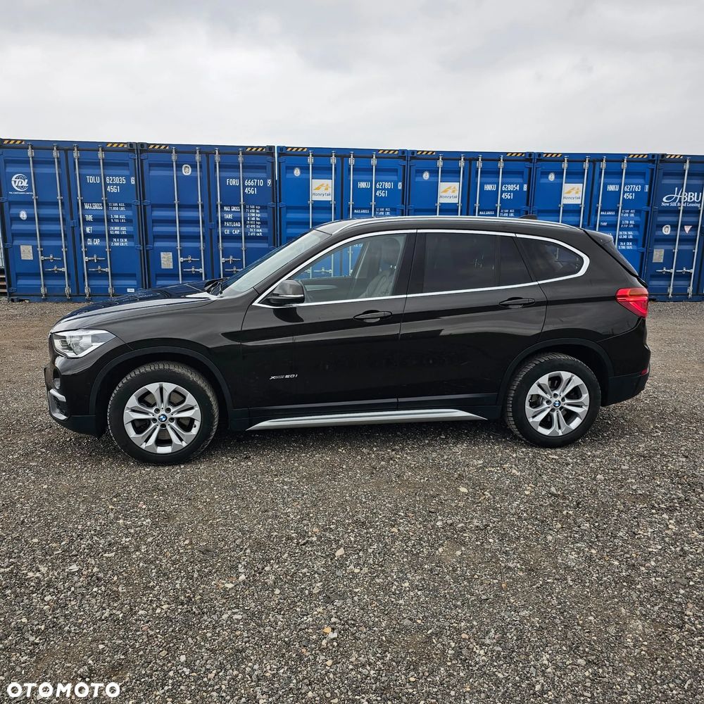 BMW X1 xDrive20i Sport Line