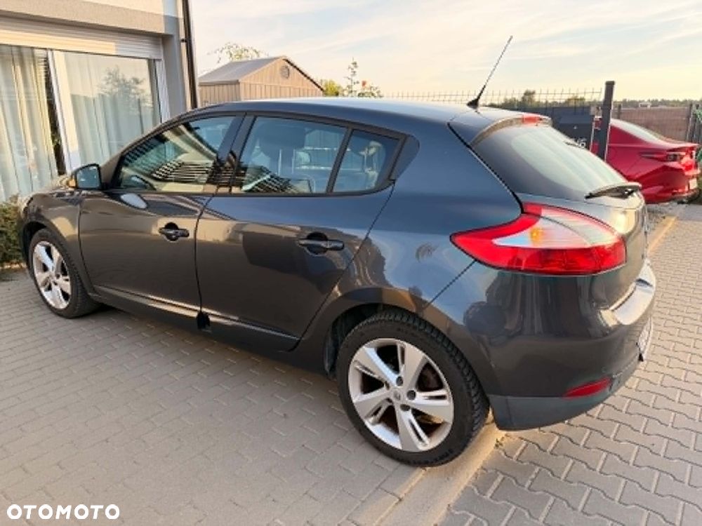 Renault Megane - 2