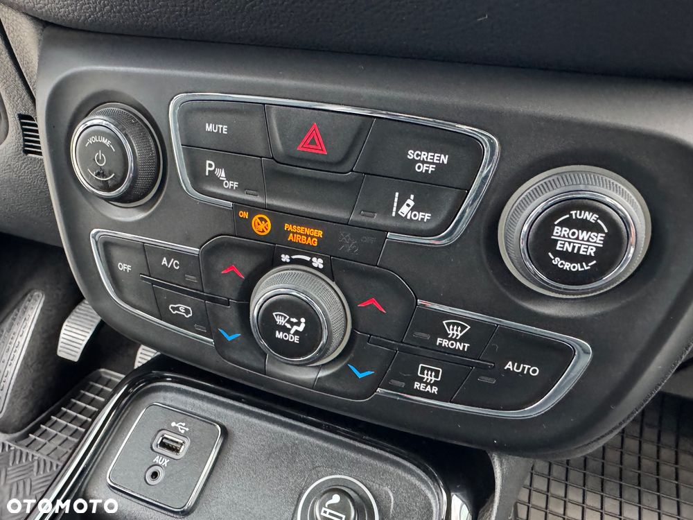 Jeep Compass 1.4 MultiAir Business Line - 29